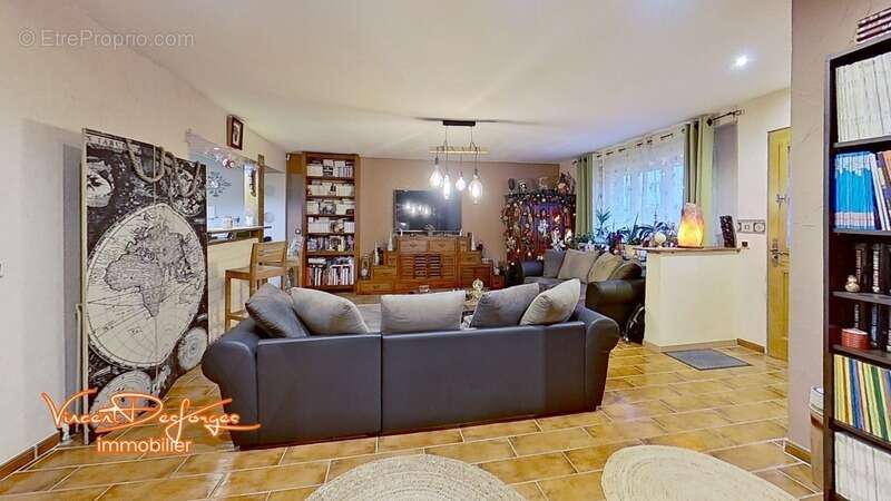 Appartement à VITRY-SUR-ORNE