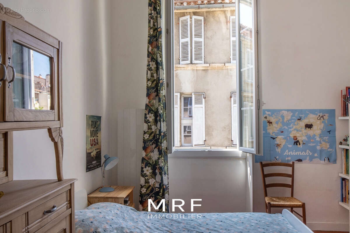 Appartement à MARSEILLE-6E