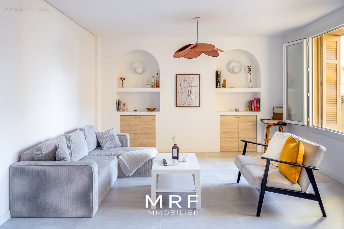 Appartement à MARSEILLE-2E