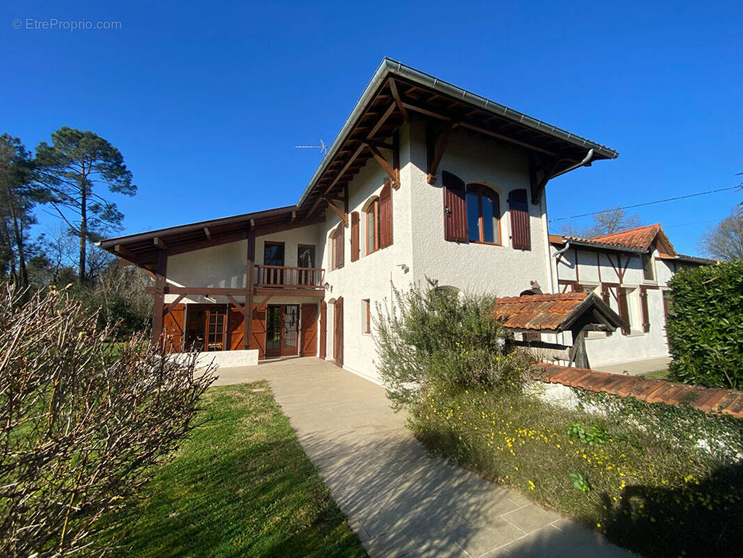 Maison à PRECHACQ-LES-BAINS