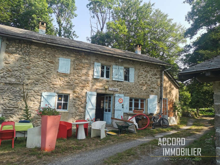 Maison à LA SALVETAT-SUR-AGOUT