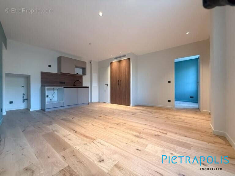 Appartement à LYON-1E