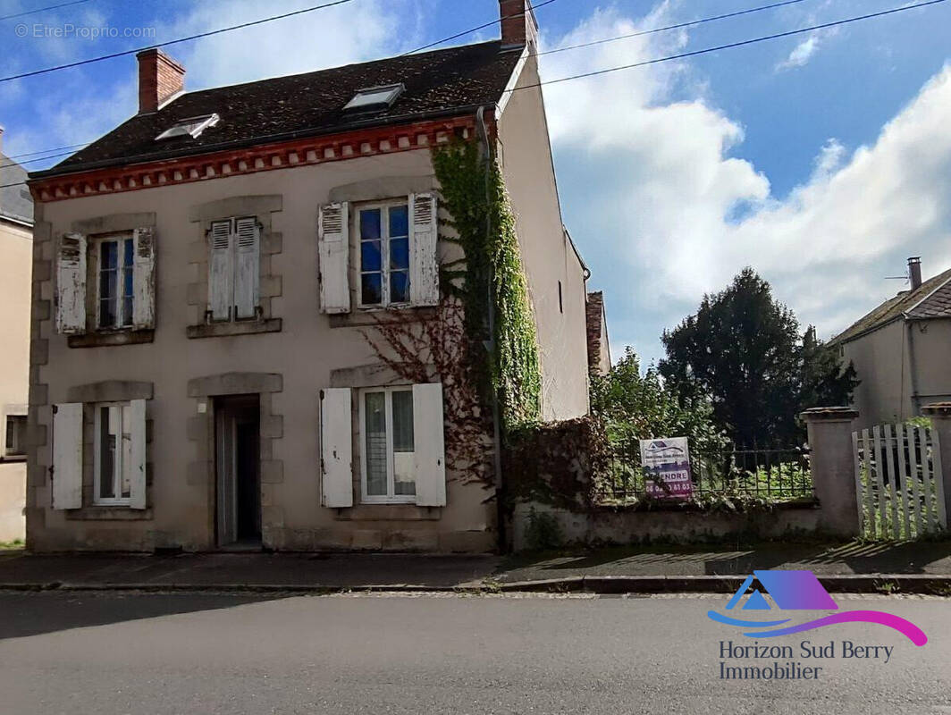 Maison à SAINTE-SEVERE-SUR-INDRE