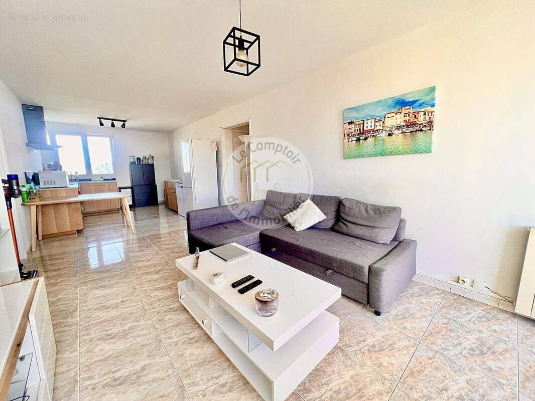 Appartement à MARSEILLE-9E