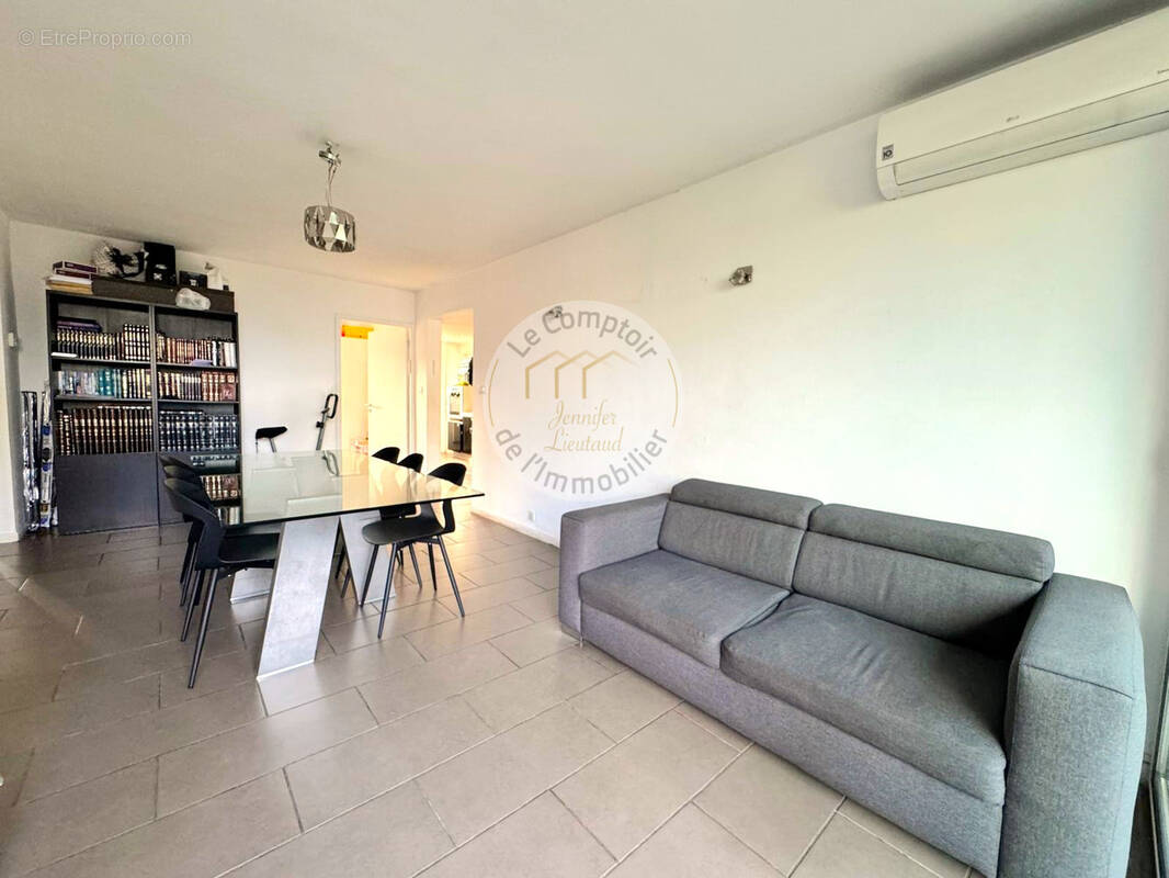 Appartement à MARSEILLE-9E