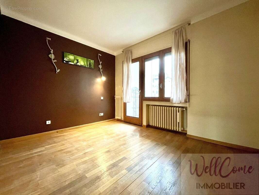 Appartement à AIX-LES-BAINS