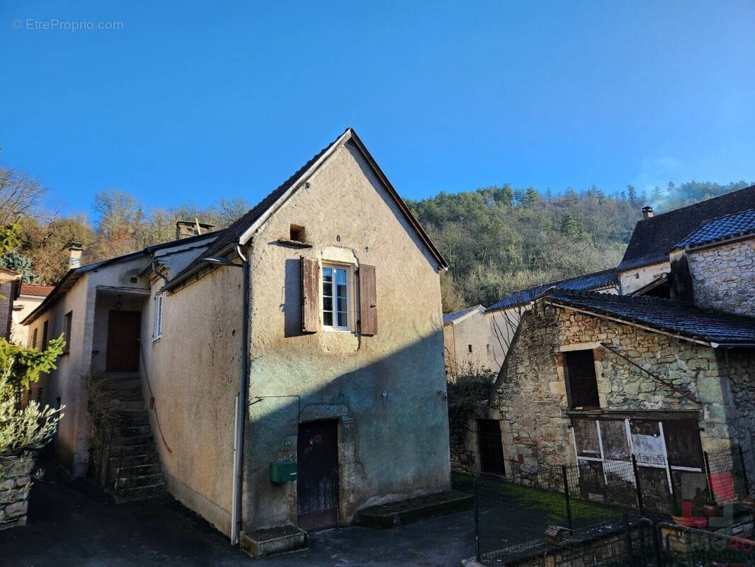 Maison à LUZECH