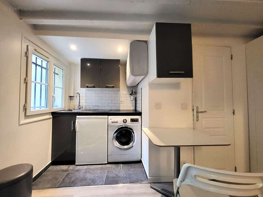 Appartement à PARIS-9E