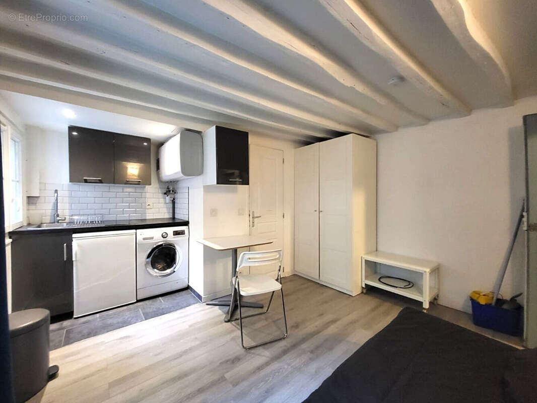 Appartement à PARIS-9E