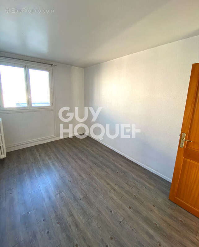 Appartement à PARIS-19E