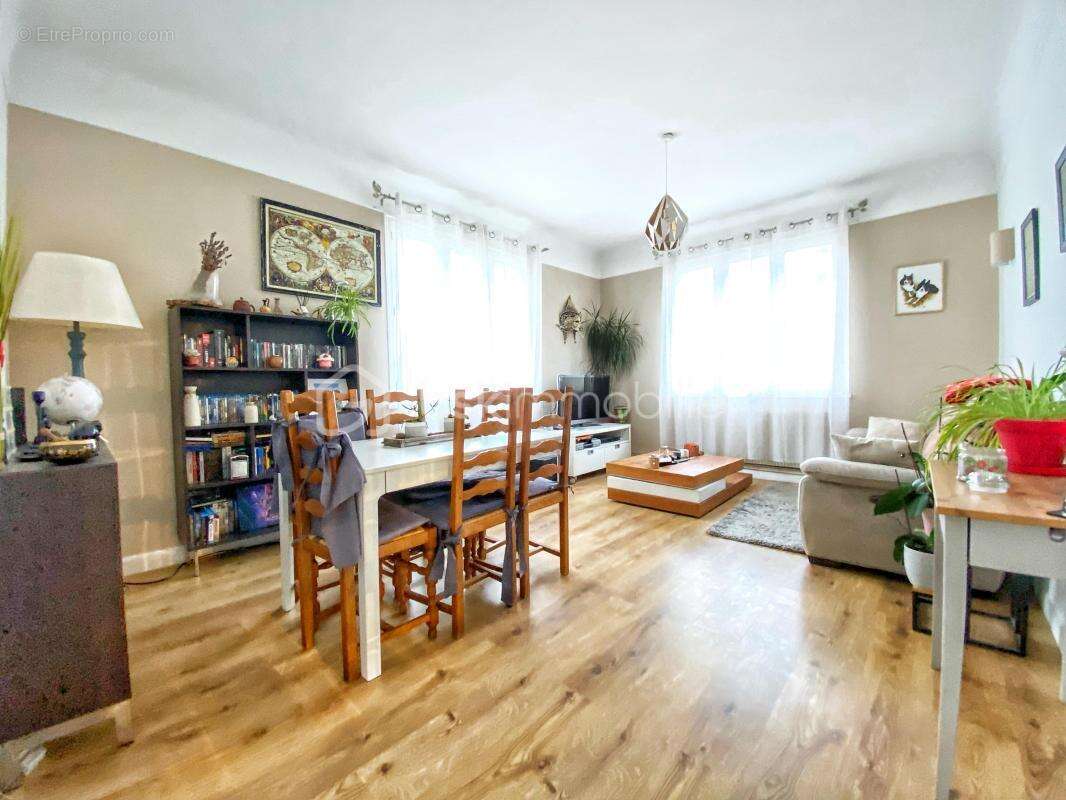 Appartement à AIX-LES-BAINS