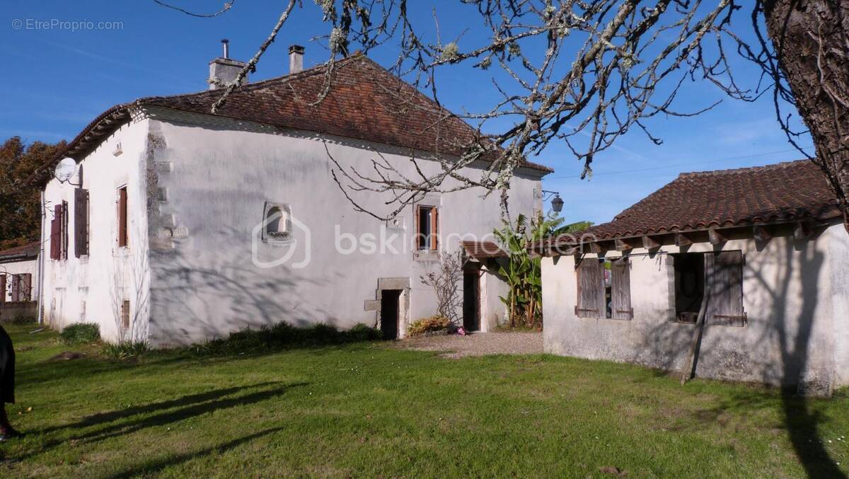 Maison à SEGONZAC