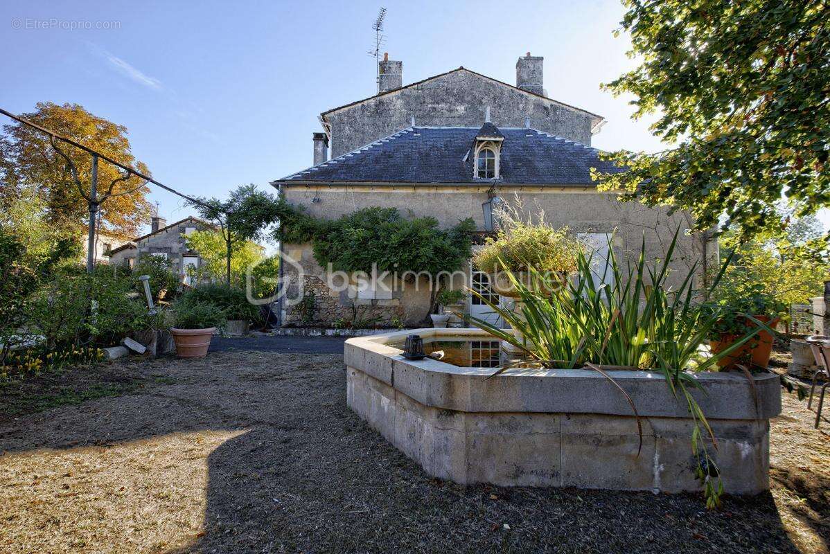 Maison à SAINT-ANTOINE-SUR-L&#039;ISLE