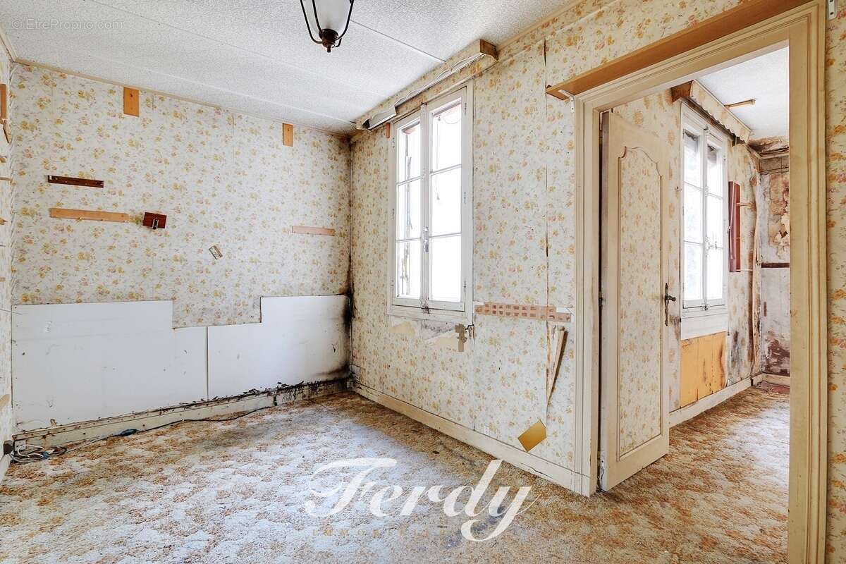 Appartement à PARIS-3E