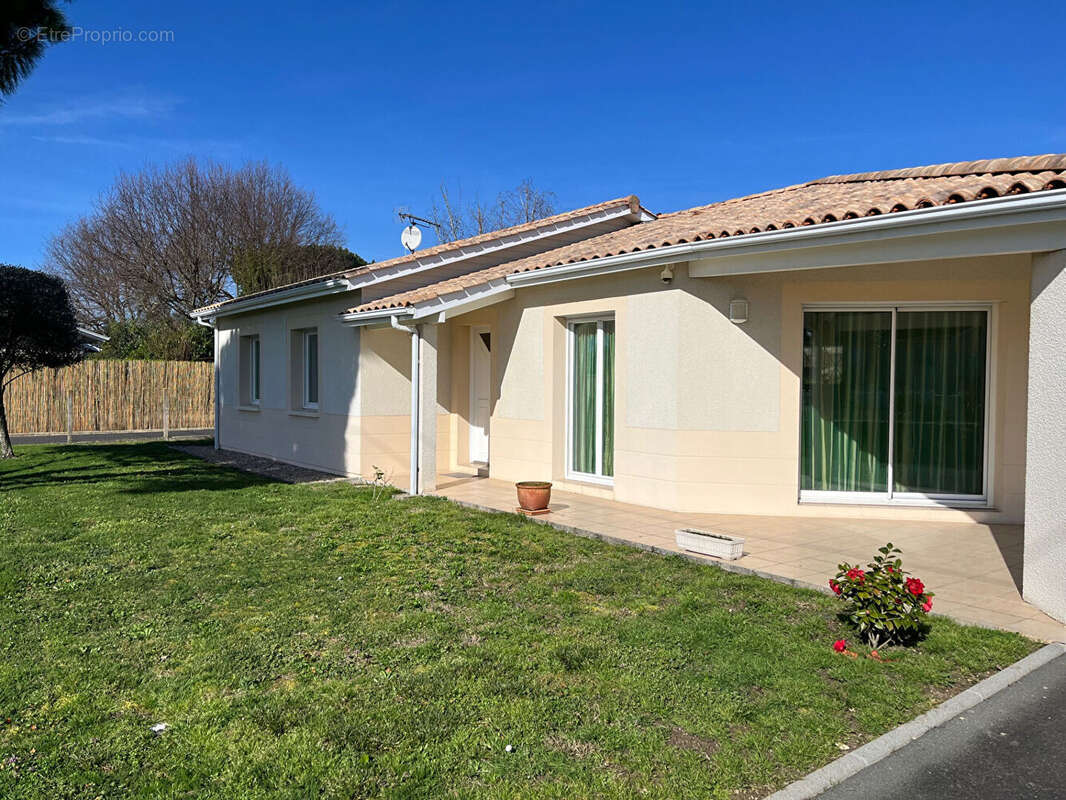 Maison à CARIGNAN-DE-BORDEAUX