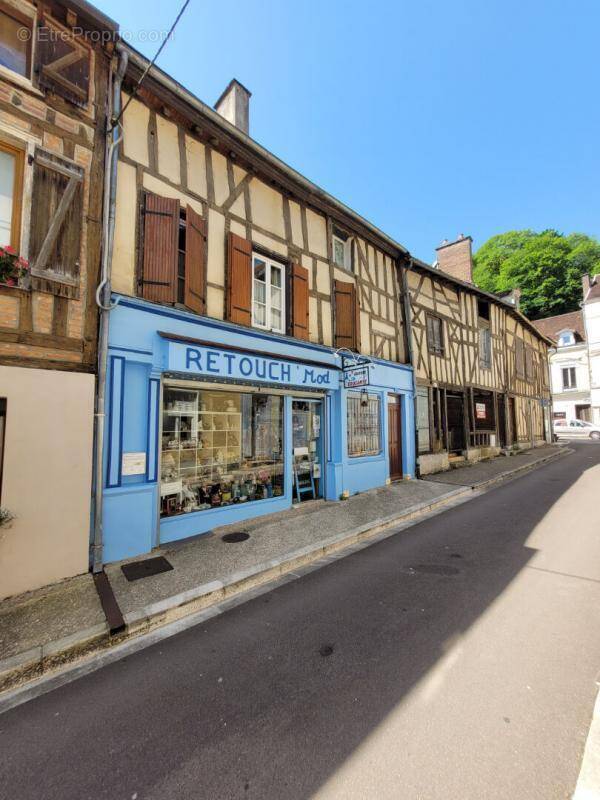 Appartement à BAR-SUR-SEINE