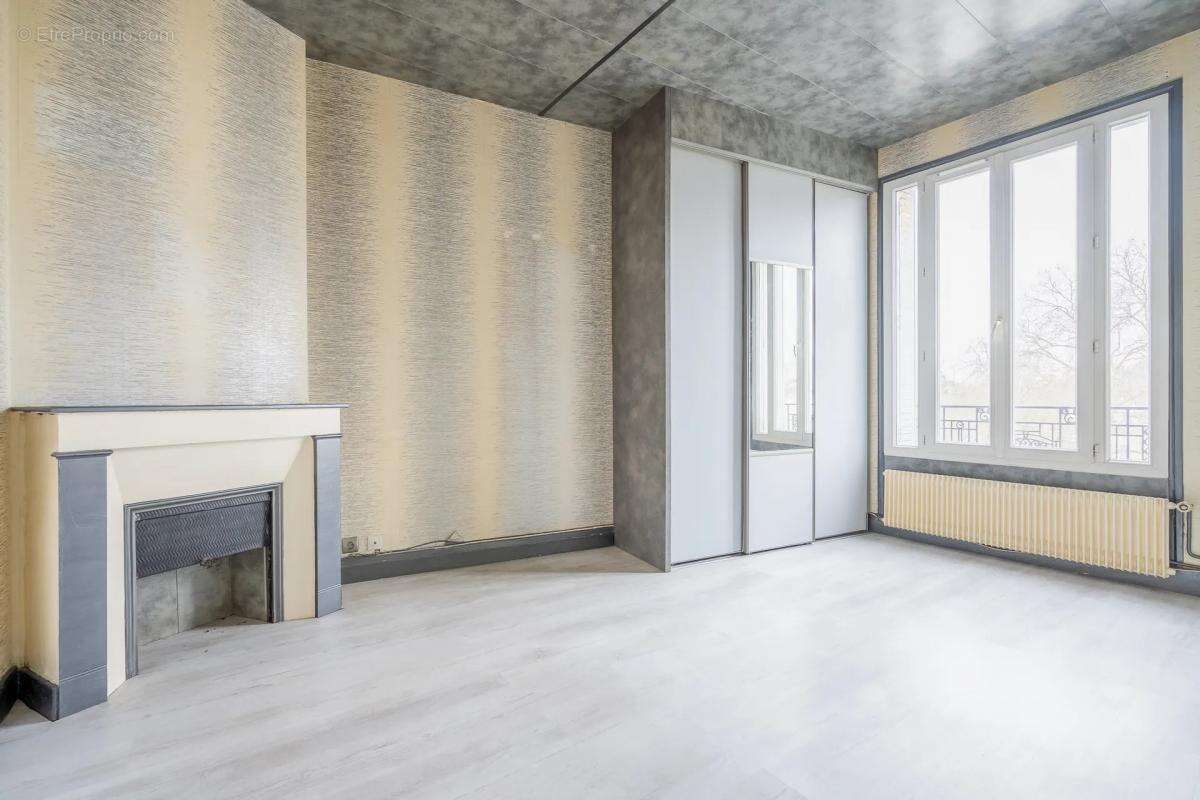 Appartement à SAINT-DENIS