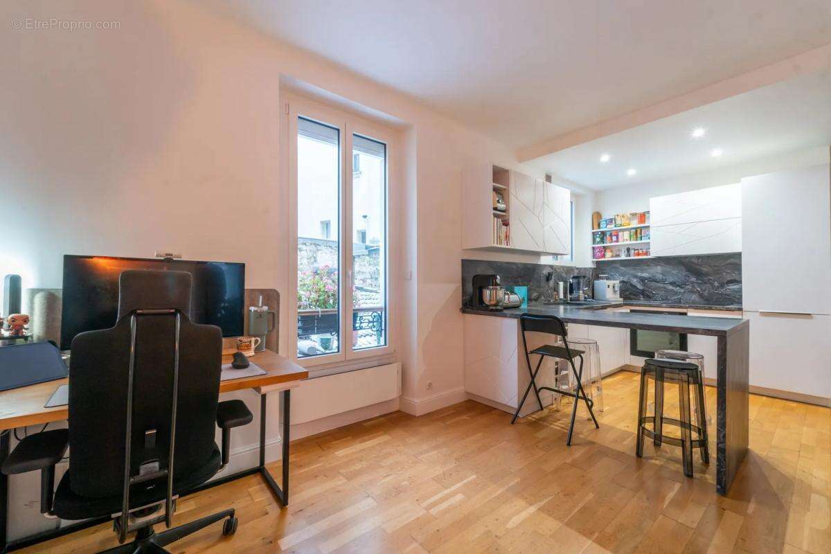 Appartement à ASNIERES-SUR-SEINE