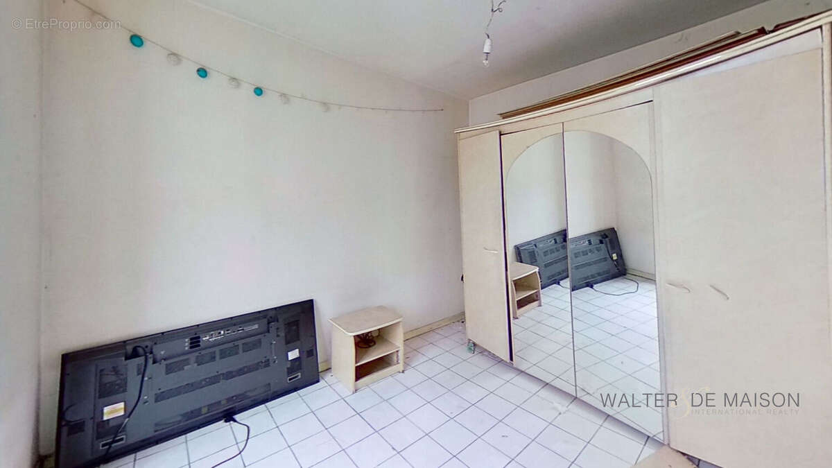 Appartement à PARIS-10E