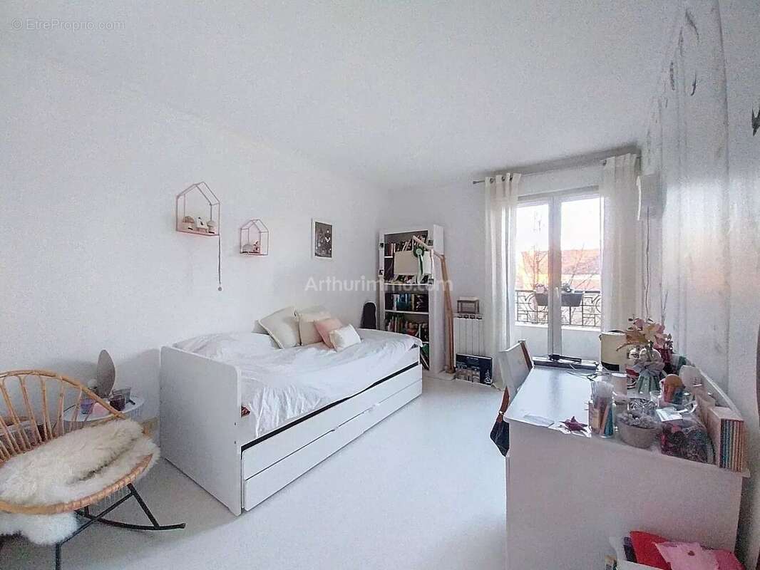 Appartement à LE PERREUX-SUR-MARNE