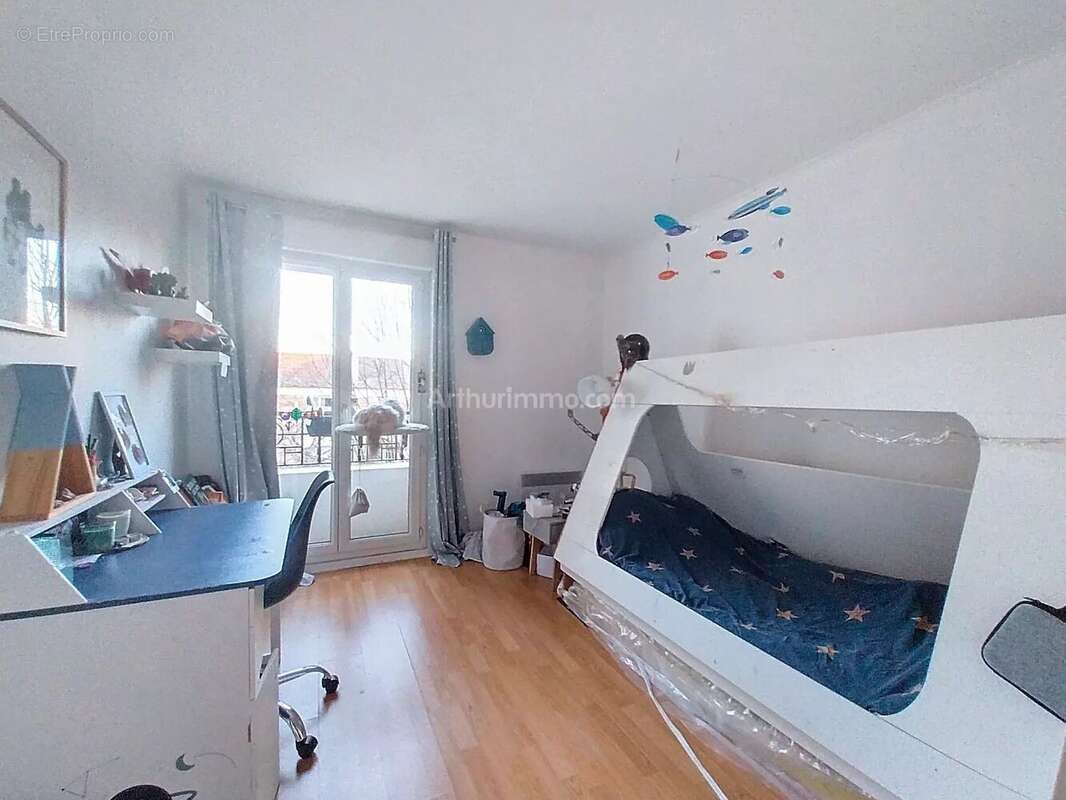 Appartement à LE PERREUX-SUR-MARNE