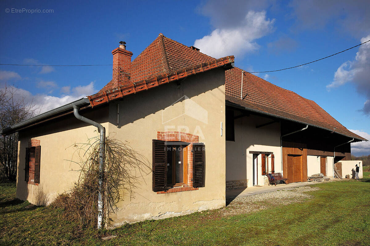 Maison à BRETENIERES