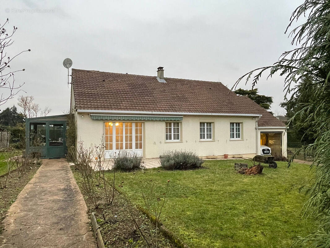 Maison à MAINTENON