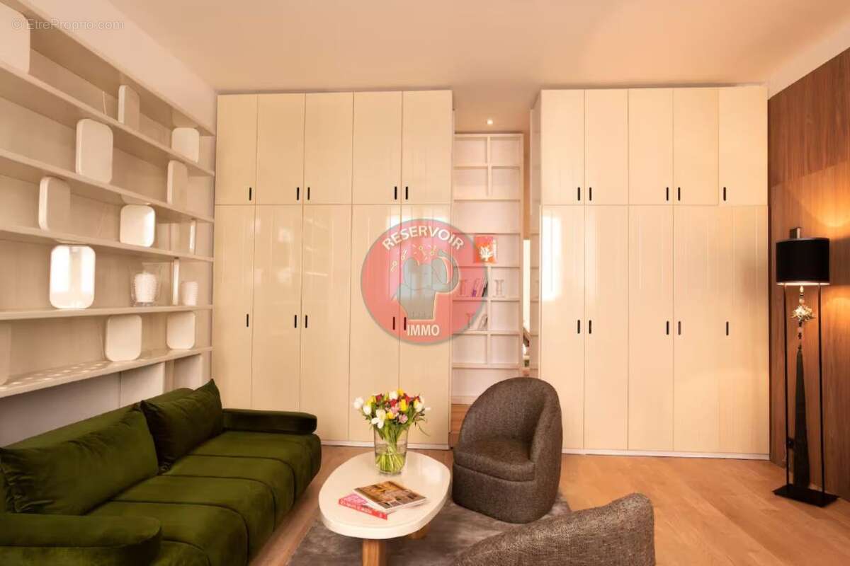 Appartement à PARIS-10E