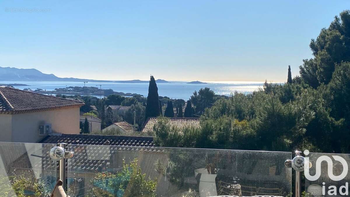 Photo 2 - Maison à BANDOL