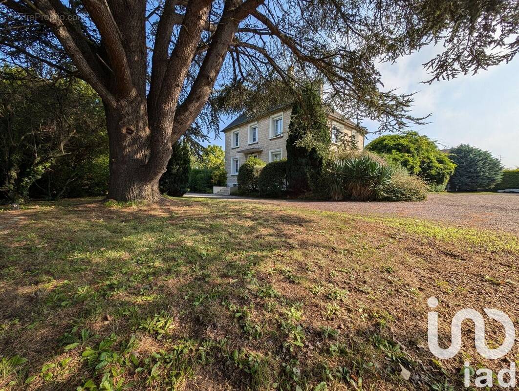 Photo 1 - Maison à SAINT-MARTIN-DE-FONTENAY