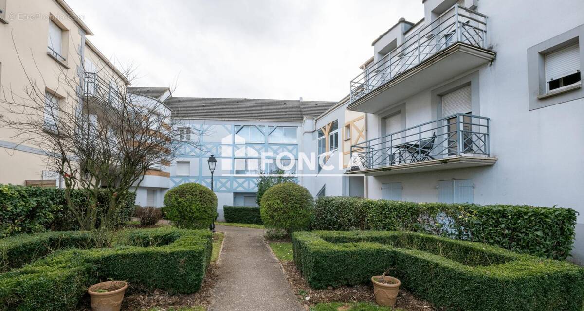 Appartement à ROISSY-EN-FRANCE