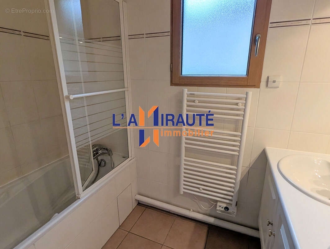 Appartement à HOUILLES