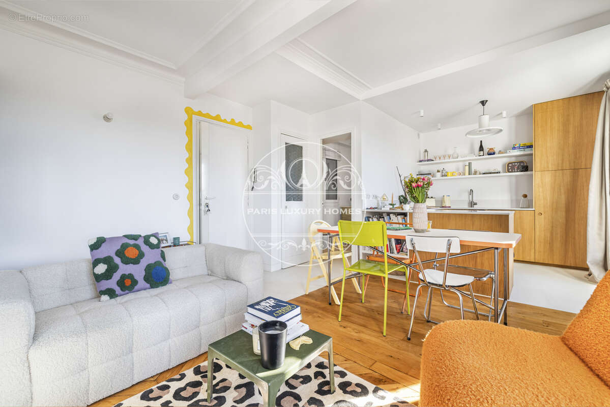 Appartement à PARIS-9E