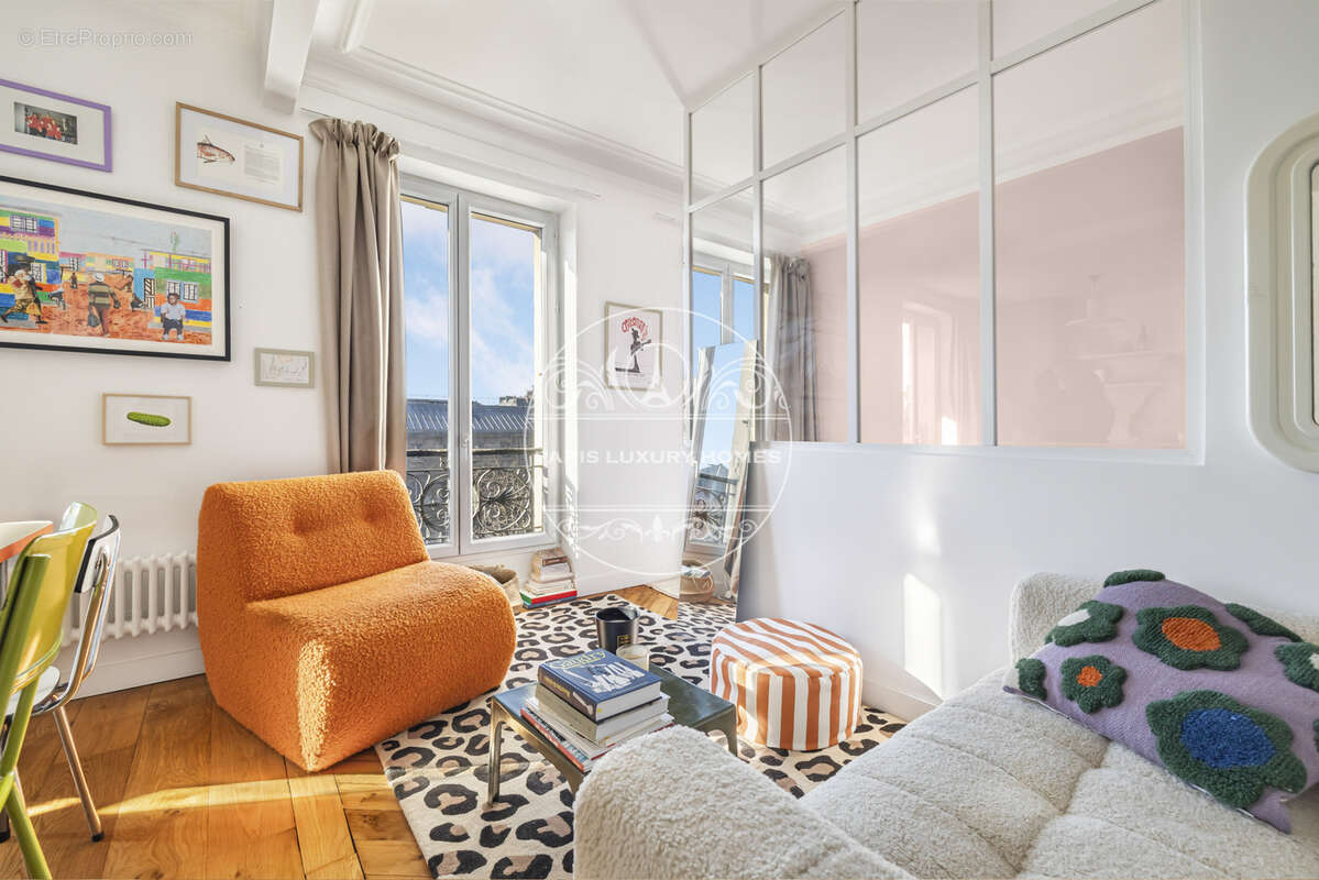 Appartement à PARIS-9E