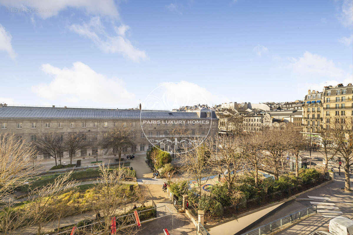 Appartement à PARIS-9E