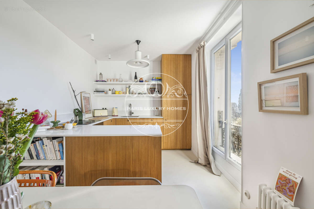 Appartement à PARIS-9E