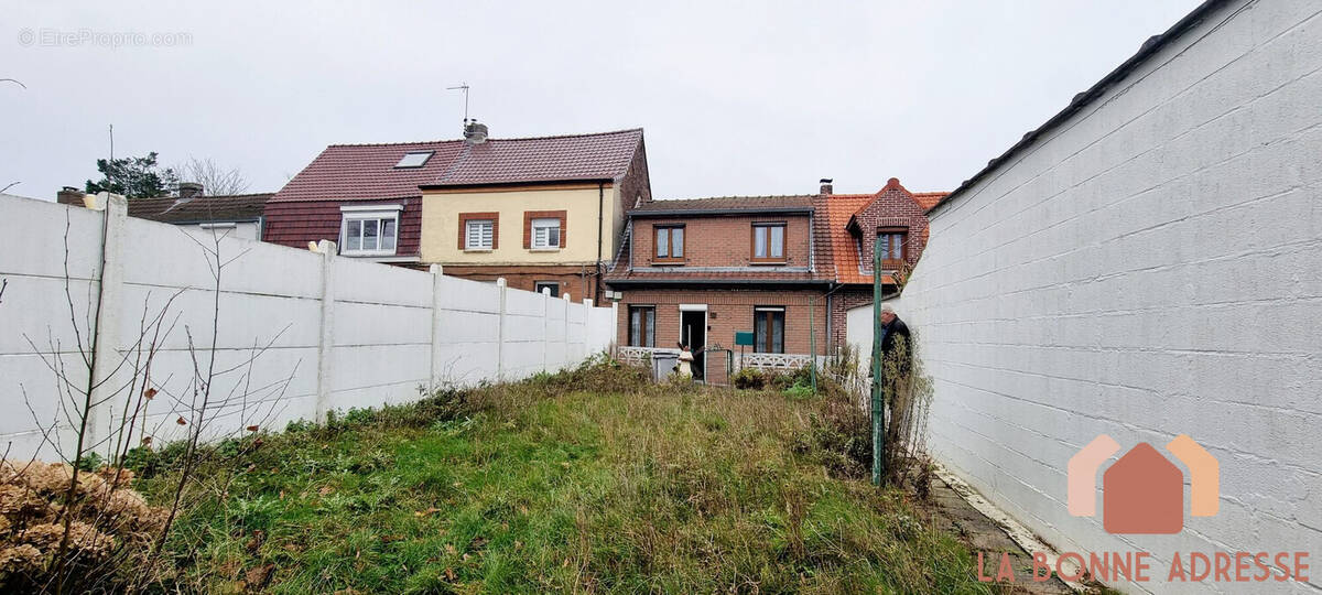 Maison à WATTRELOS