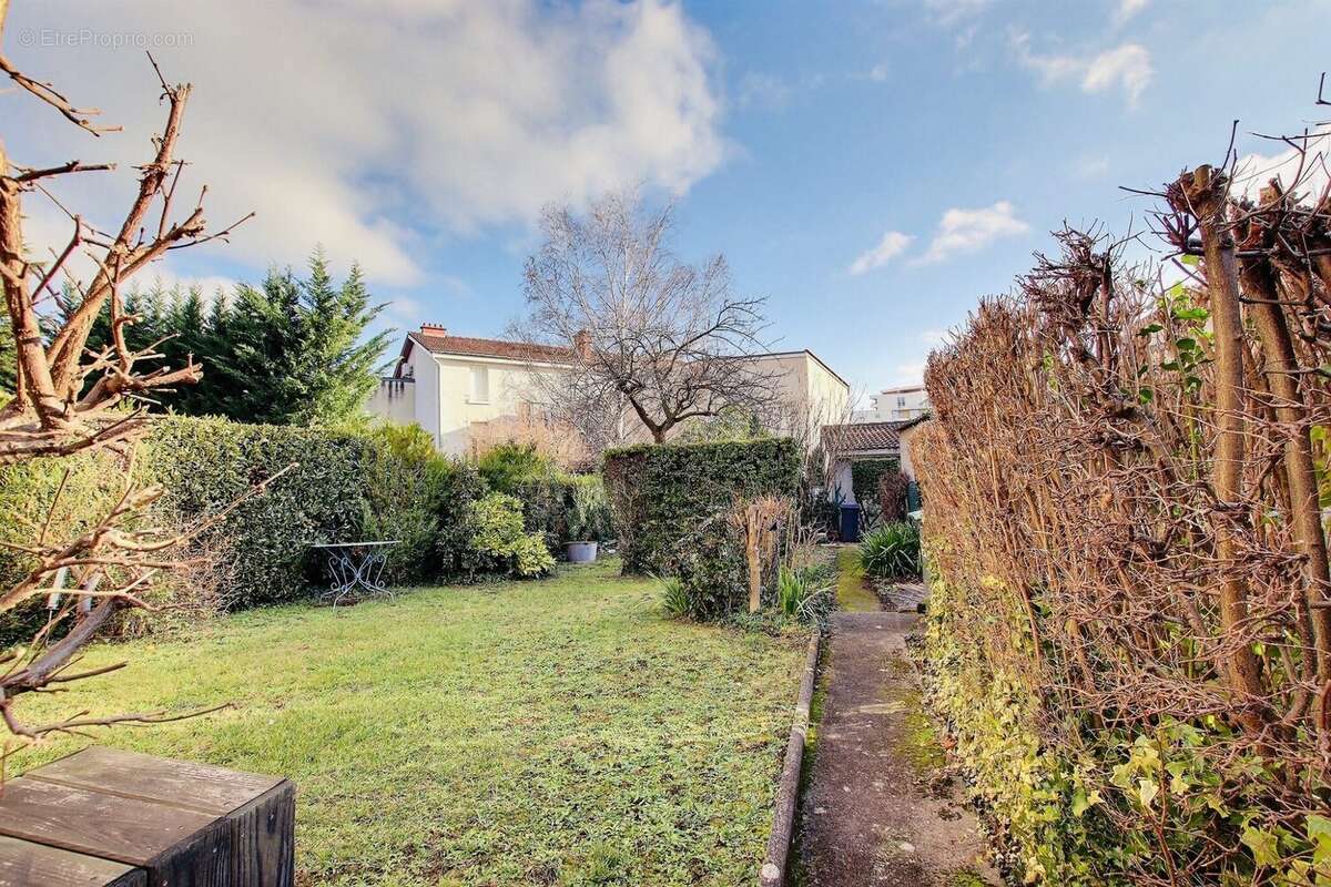 Maison à CLERMONT-FERRAND