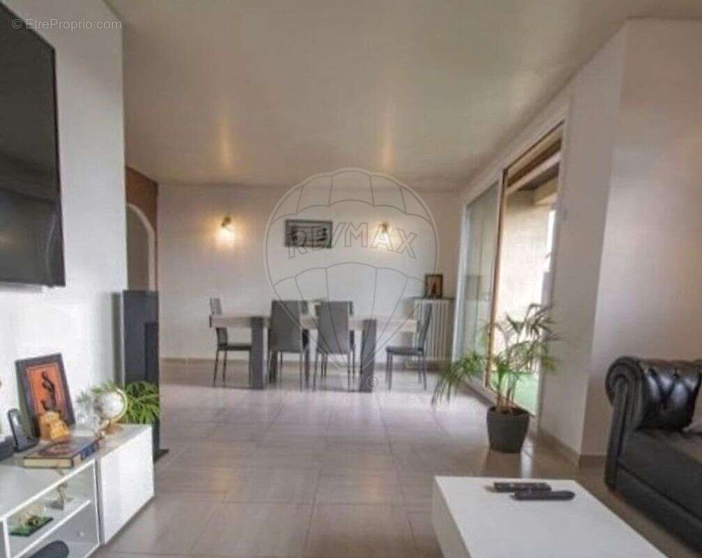 Appartement à MONTMAGNY