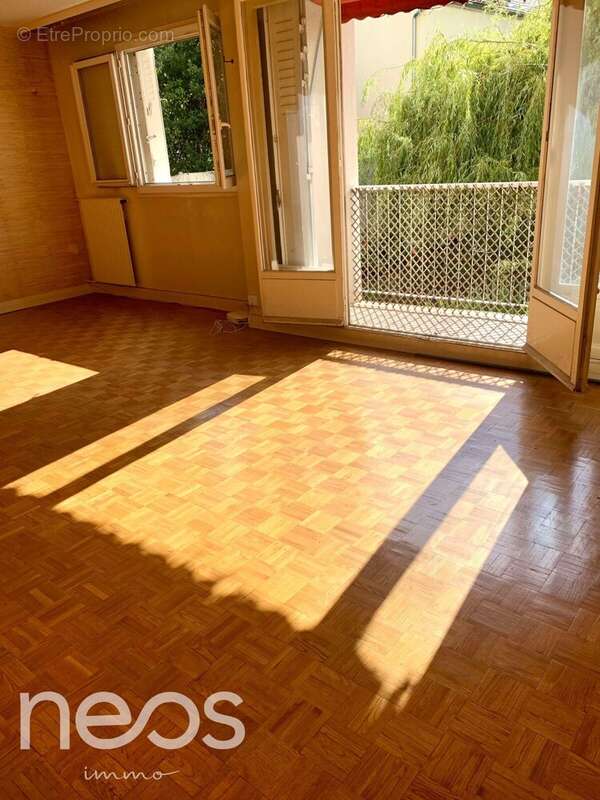 Appartement à VITRY-SUR-SEINE