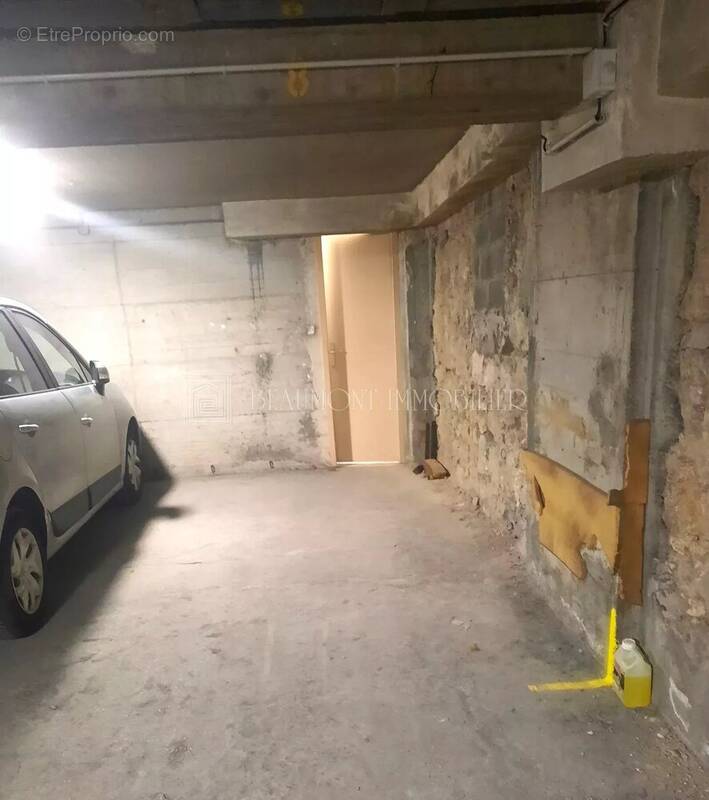 Parking à NICE