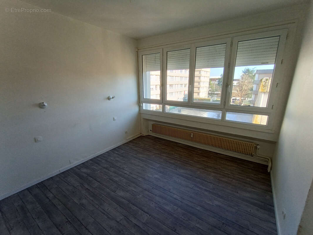 Appartement à HEROUVILLE-SAINT-CLAIR