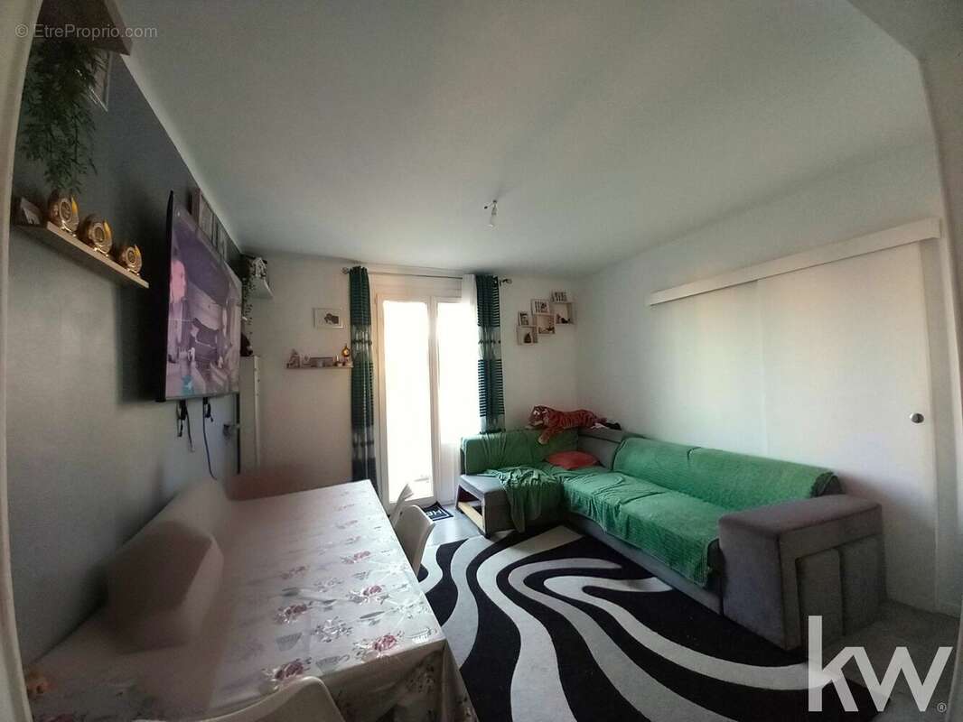 Appartement à MARSEILLE-10E