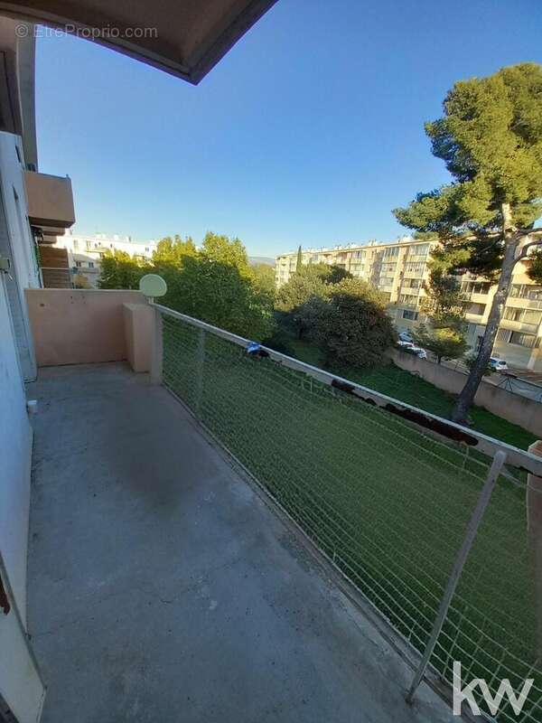 Appartement à MARSEILLE-10E