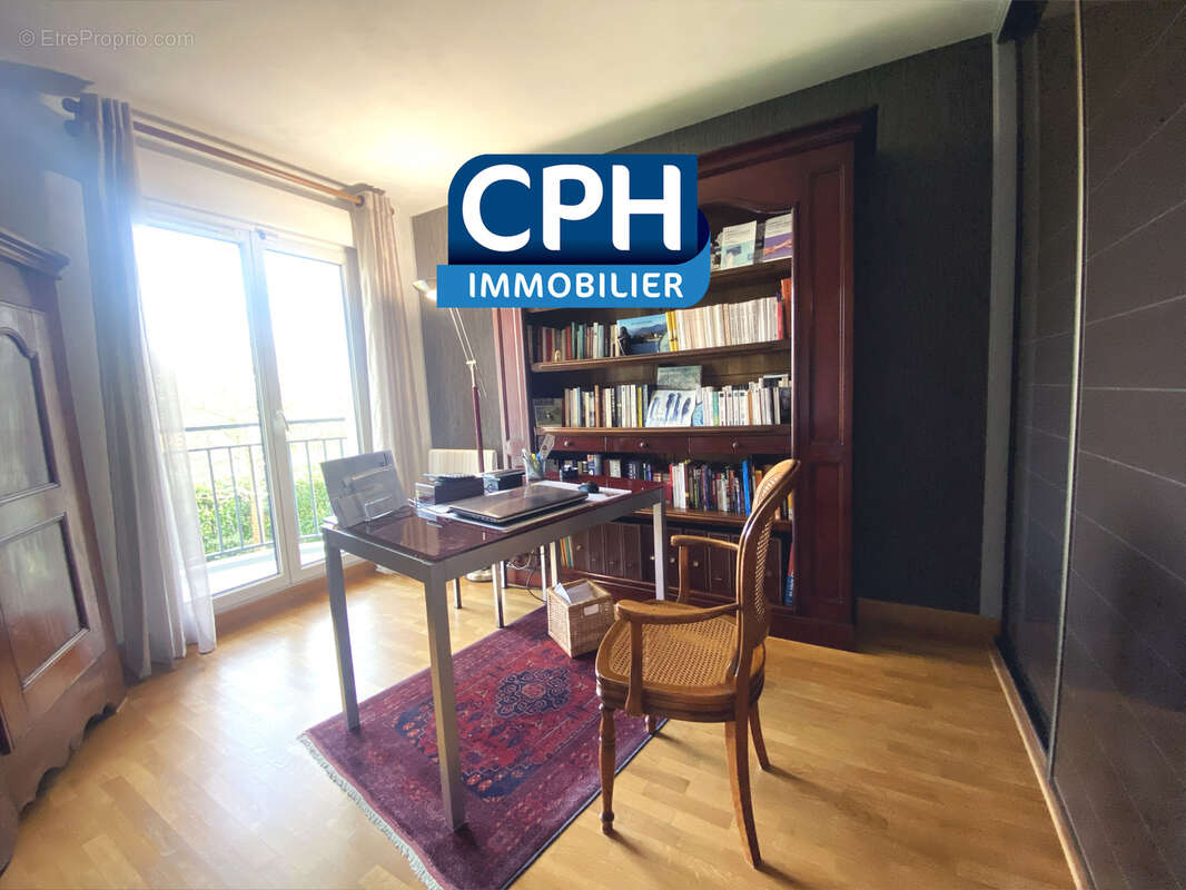 Appartement à CHATENAY-MALABRY