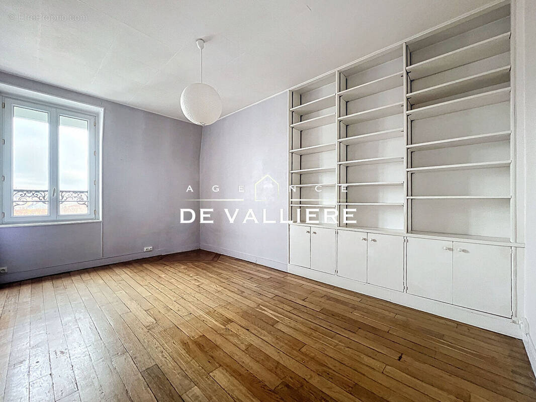 Appartement à NANTERRE