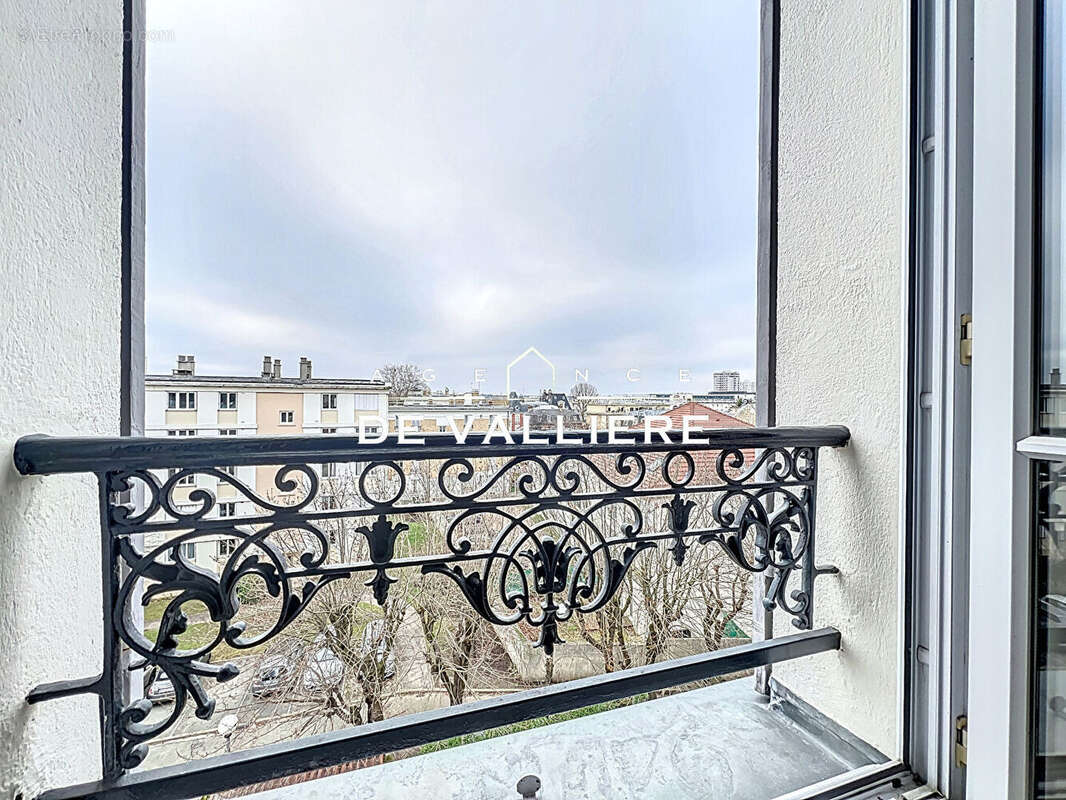 Appartement à NANTERRE