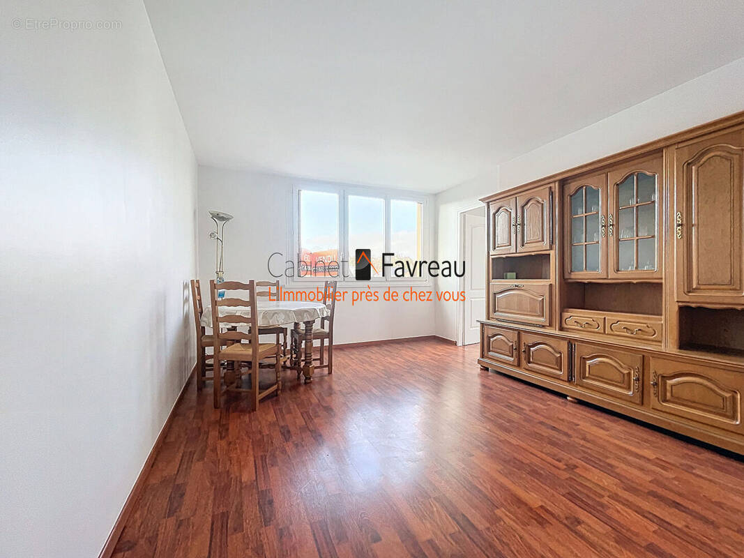 Appartement à VITRY-SUR-SEINE