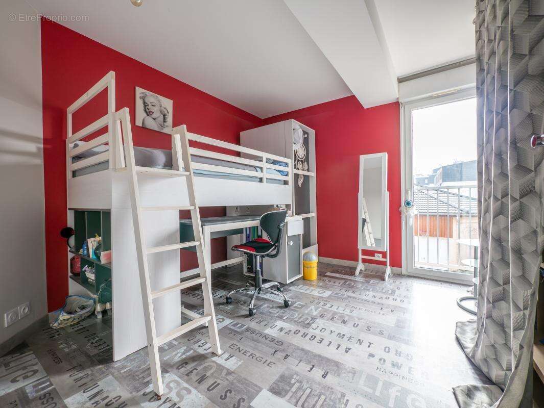 Appartement à AIX-LES-BAINS