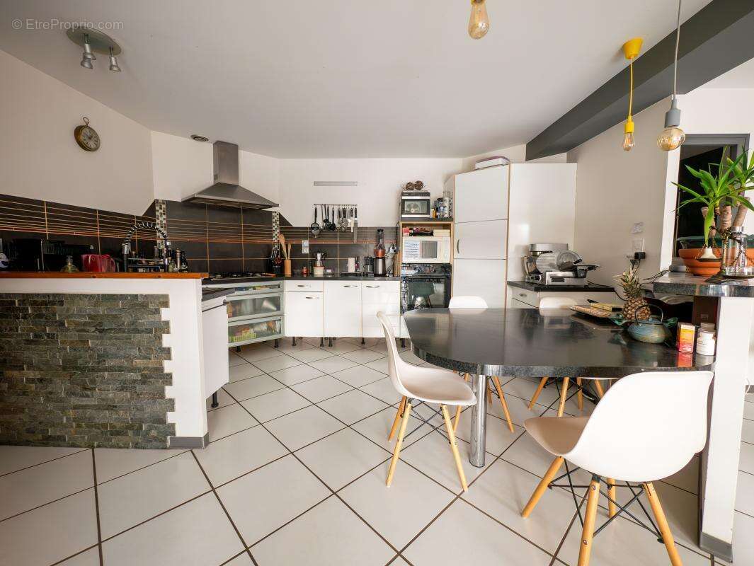 Appartement à AIX-LES-BAINS